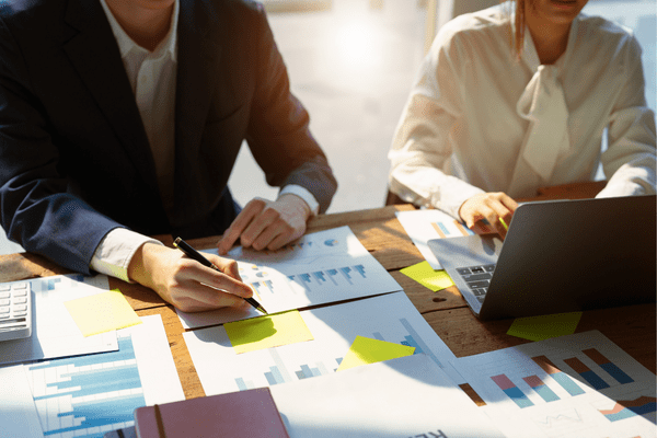 Financial planning in a business, how owners decide investing versus risk